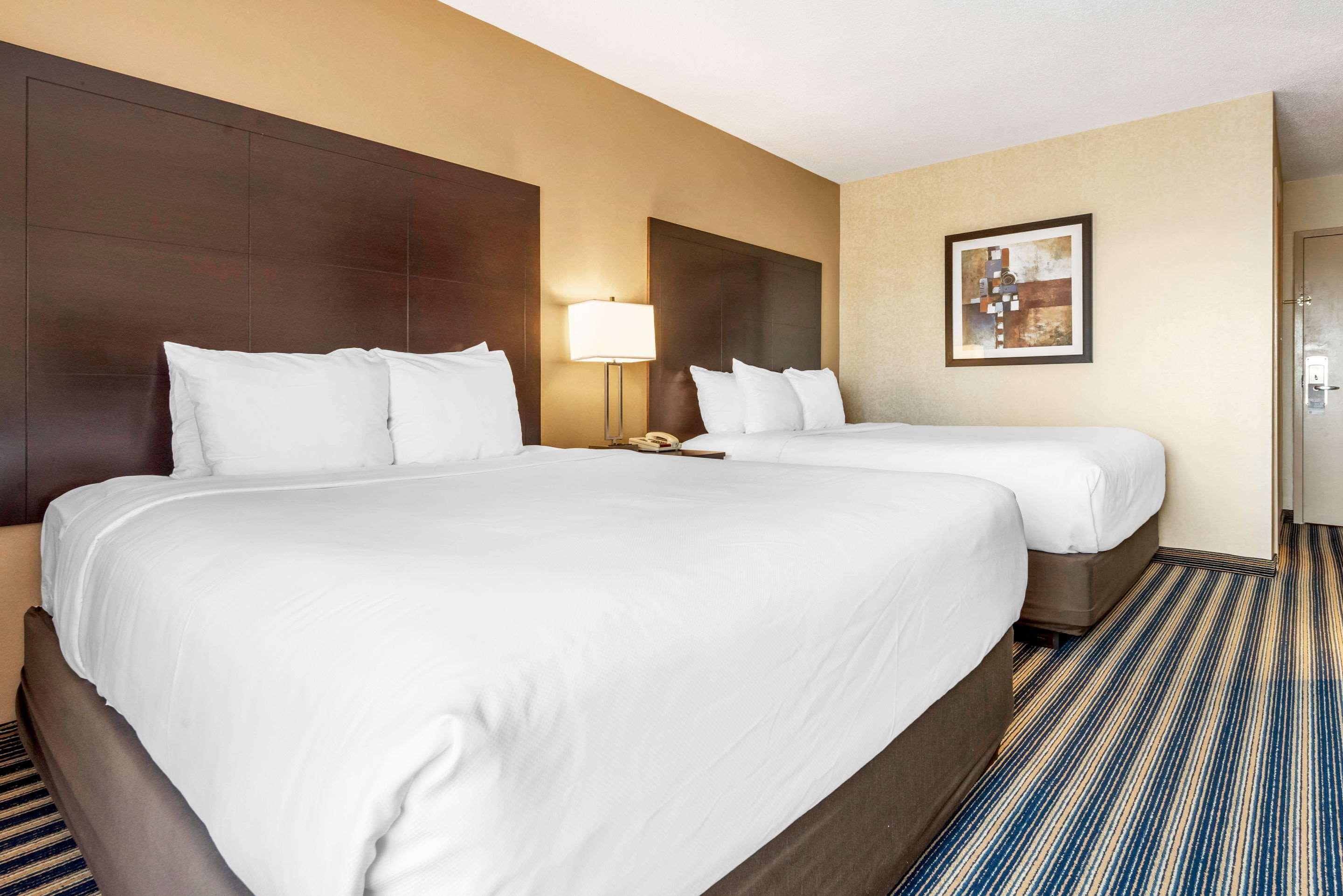 Comfort Inn St. Thomas Extérieur photo
