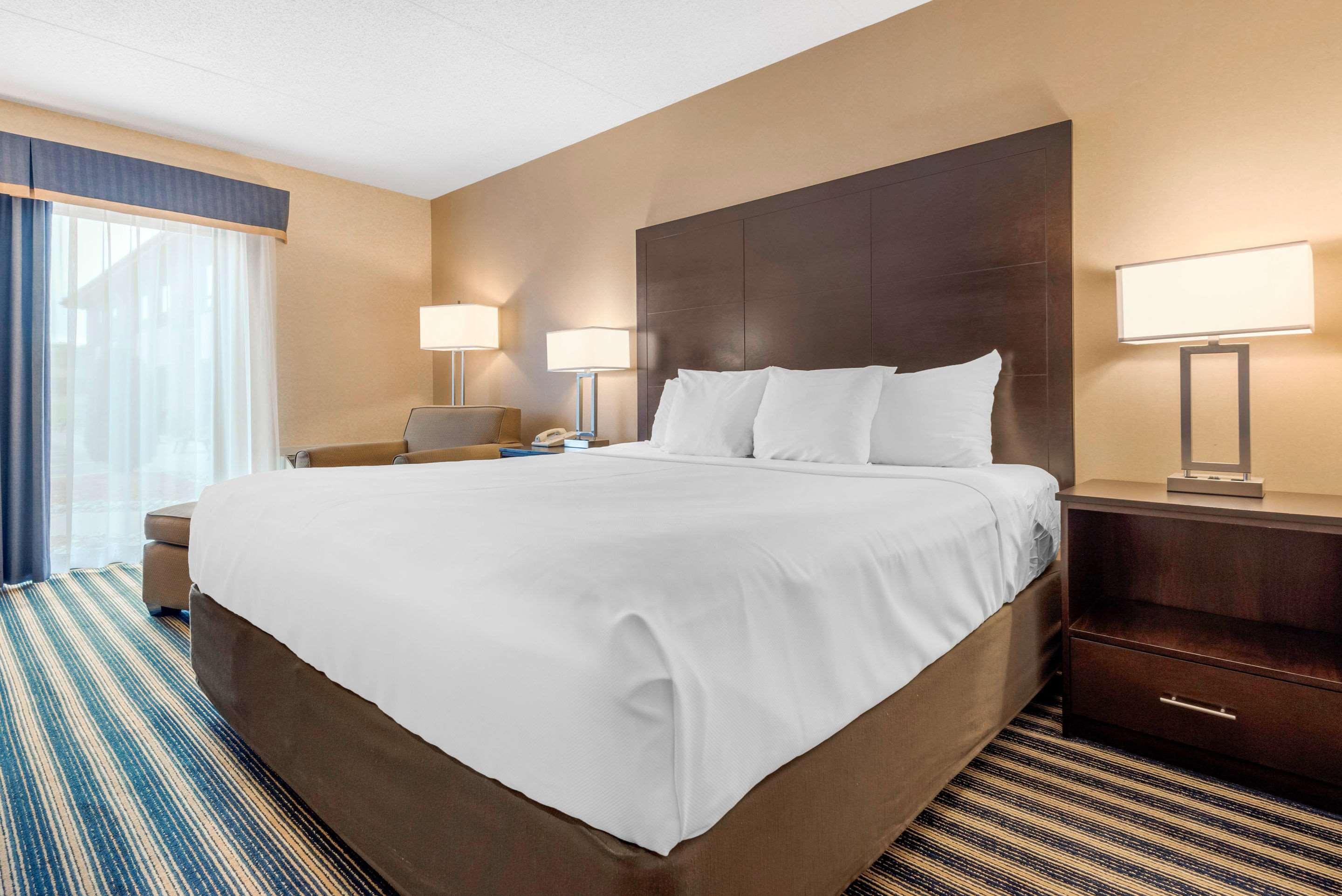 Comfort Inn St. Thomas Extérieur photo