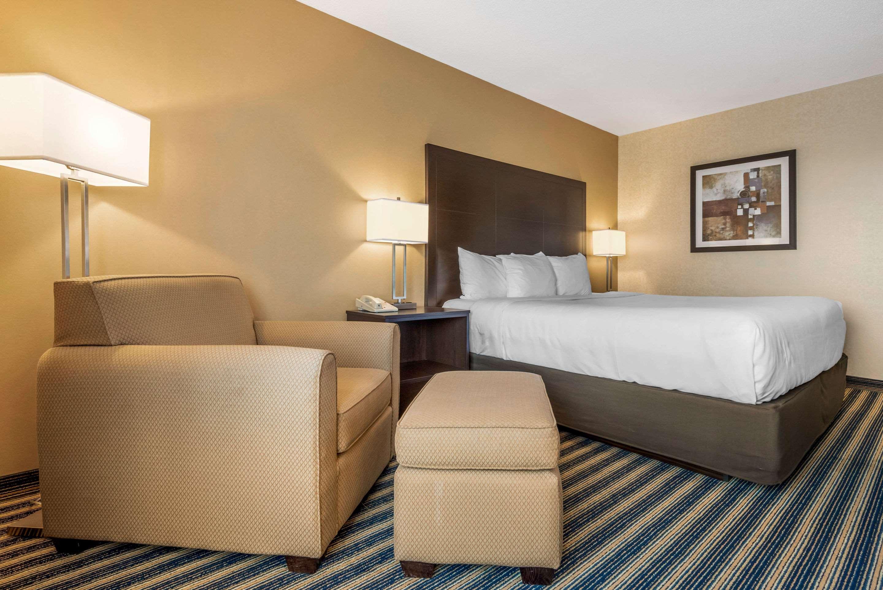 Comfort Inn St. Thomas Extérieur photo
