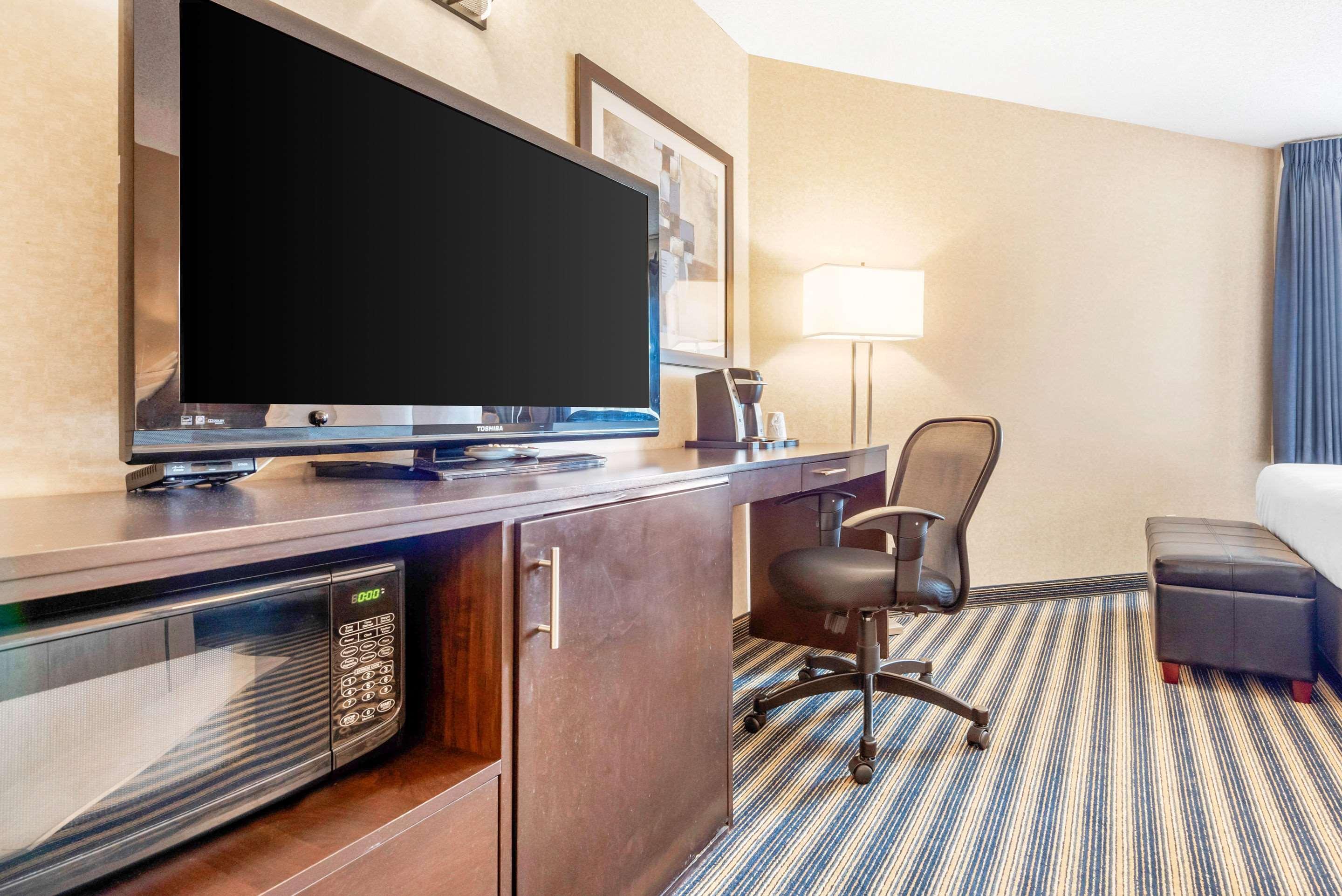 Comfort Inn St. Thomas Extérieur photo